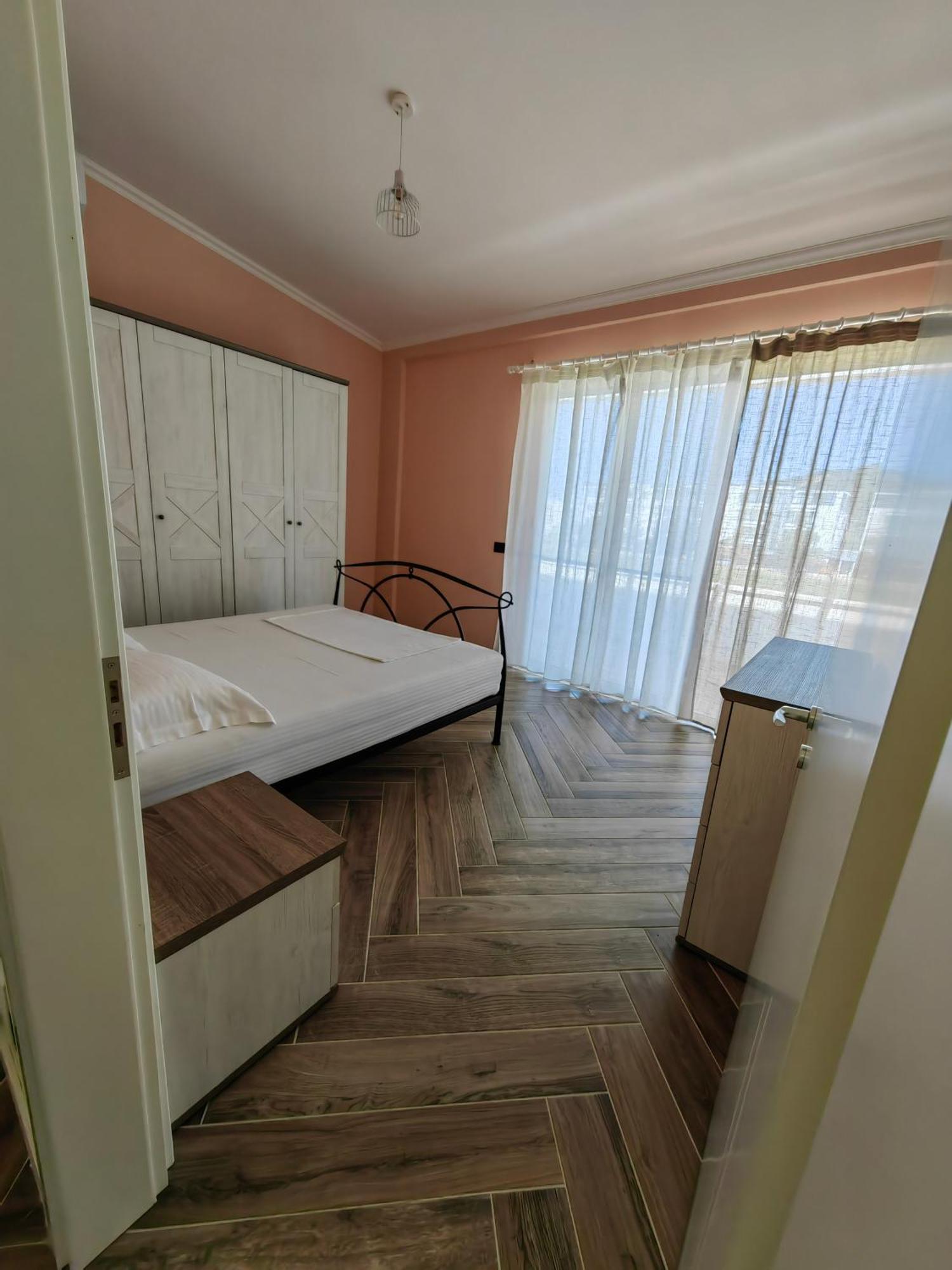 Tea Residence, Gjiri I Lalzit Apartments Дуррес Екстер'єр фото