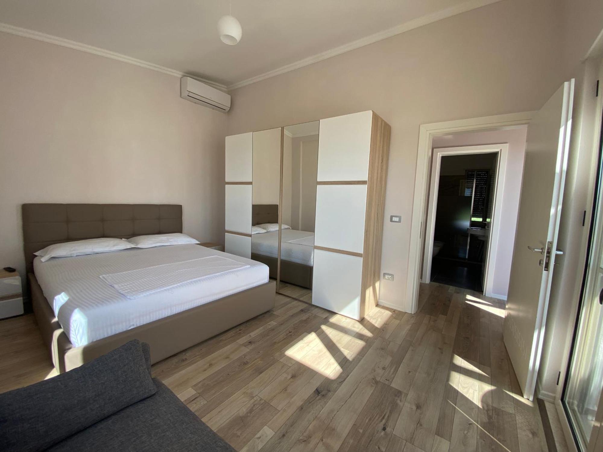 Tea Residence, Gjiri I Lalzit Apartments Дуррес Екстер'єр фото